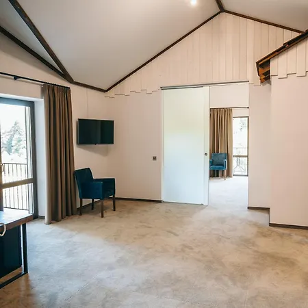 Osonnya Karpaty Medical & Hotel Skhidnytsia