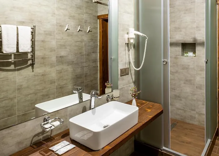 Hotel Osonnya Karpaty Medical & Skhidnytsia