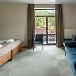 Hotel Osonnya Karpaty Medical & 4*