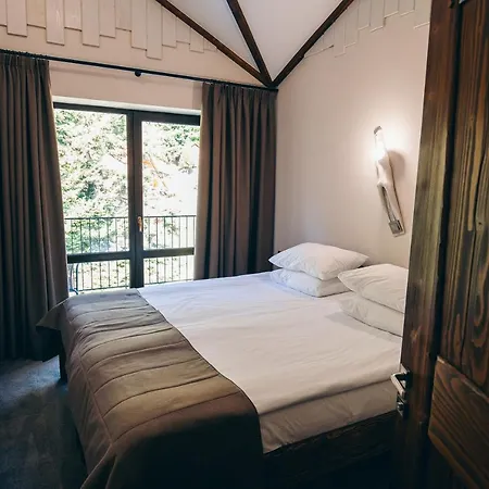 Hotel Osonnya Karpaty Medical & Skhidnytsia