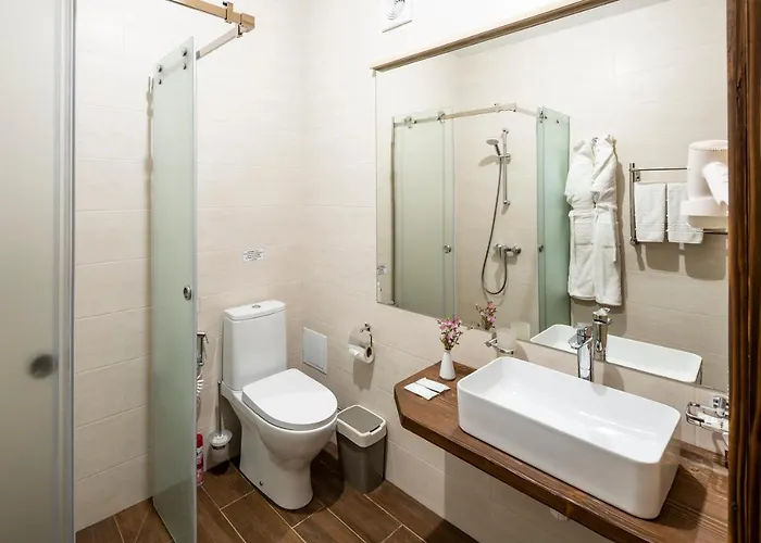 Osonnya Karpaty Medical & 4* Skhidnytsia
